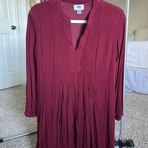 Old Navy Burgundy Pleated Shift Dress